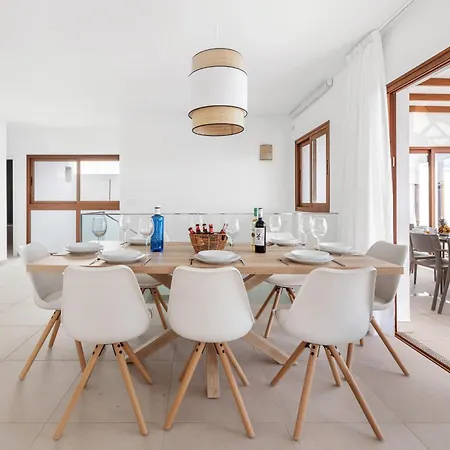 Isamar 14b - Lanzarote - Vipvipvillas Villa *